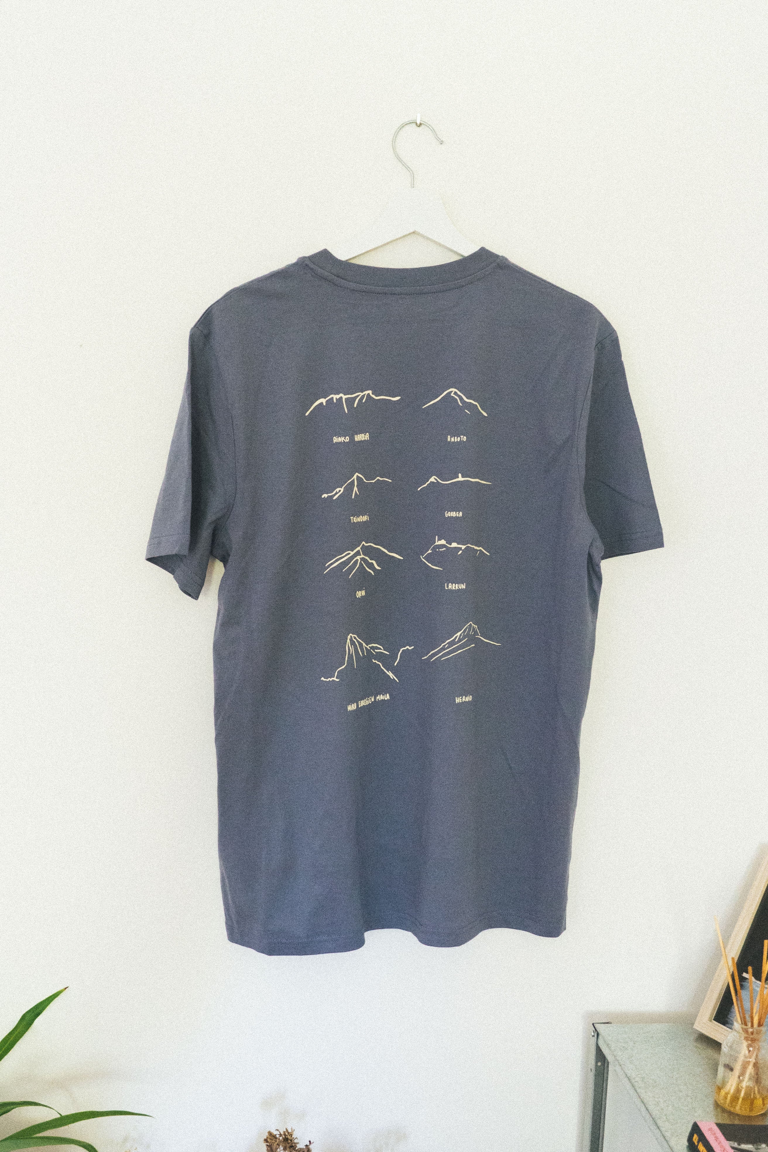 Gure Gailurrak Tee