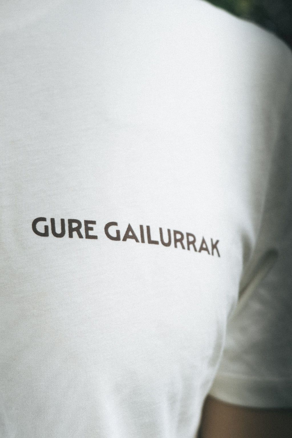 Gure Gailurrak Tee 01